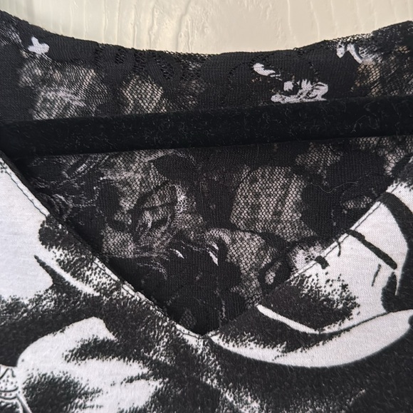 Women’s reversible black and white blouse (stretchy fabric) - Picture 9 of 9